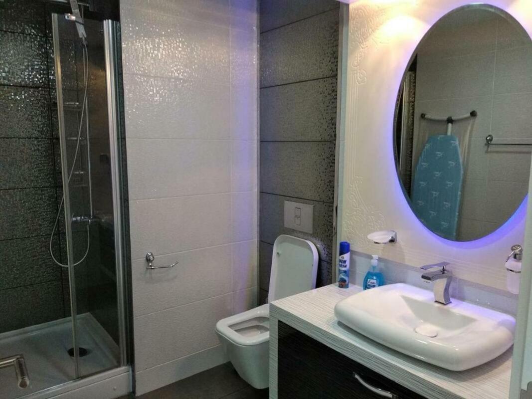 Apartament Lovely In Azura Park